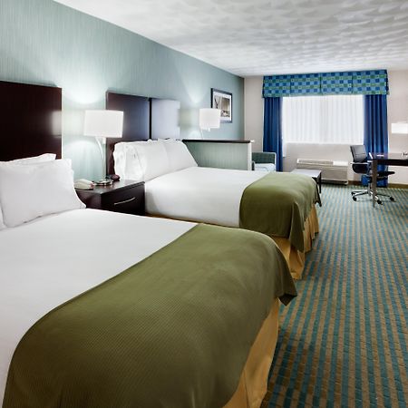 Holiday Inn Express & Suites Smithfield - Providence By Ihg Rum bild