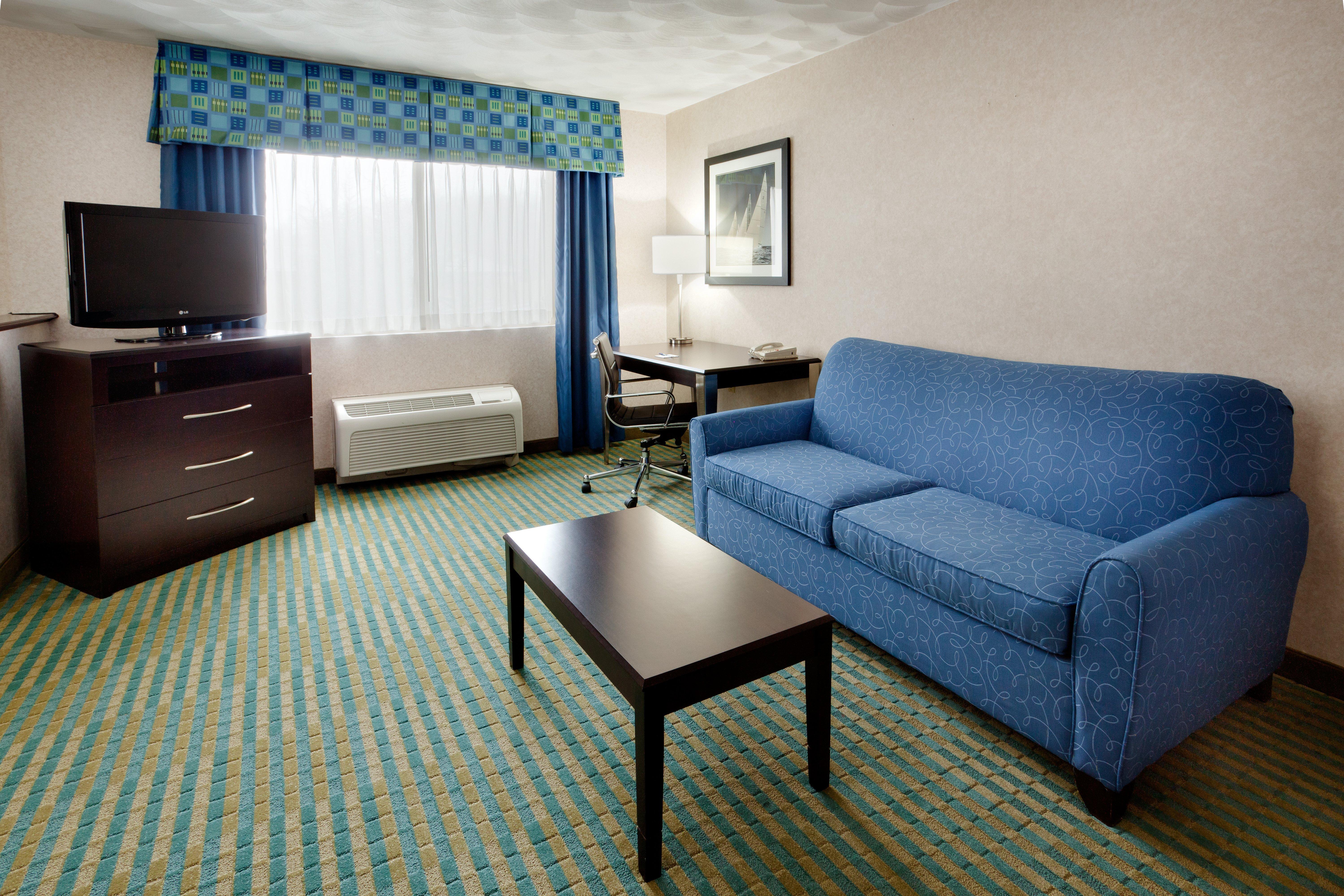 Holiday Inn Express & Suites Smithfield - Providence By Ihg Exteriör bild