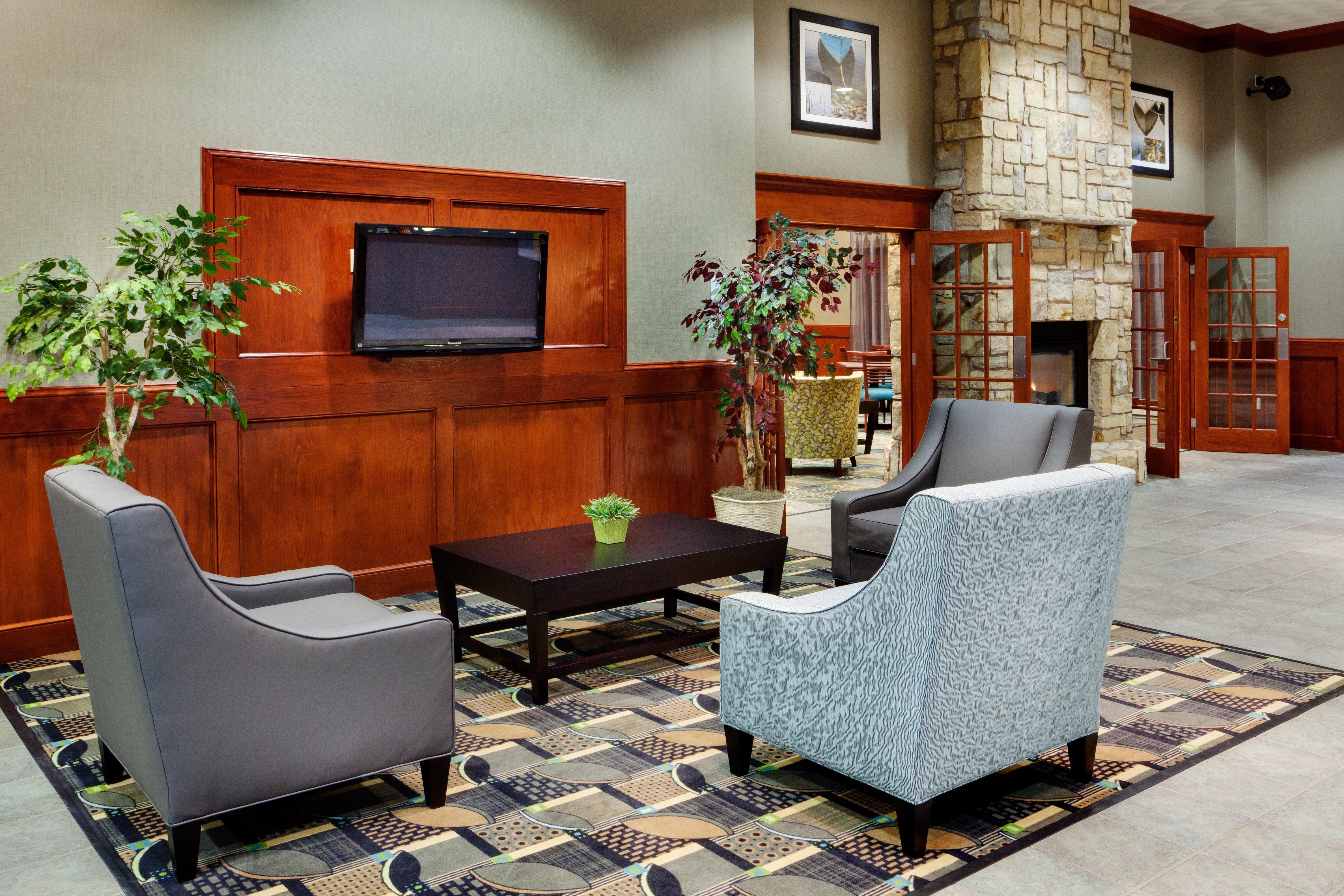 Holiday Inn Express & Suites Smithfield - Providence By Ihg Exteriör bild