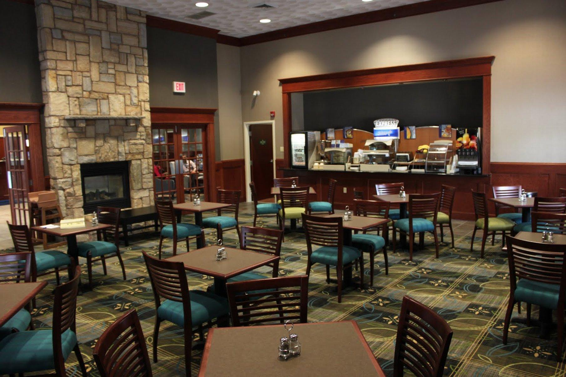 Holiday Inn Express & Suites Smithfield - Providence By Ihg Exteriör bild