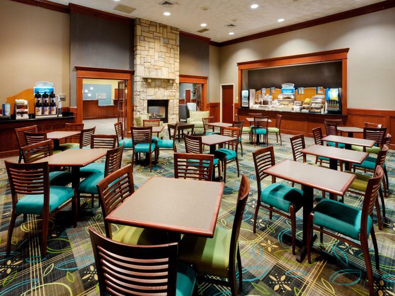 Holiday Inn Express & Suites Smithfield - Providence By Ihg Exteriör bild